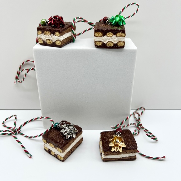 Tiramisu Christmas Ornament – Handmade Clay Italian Dessert Ornament - Picture 2 of 16
